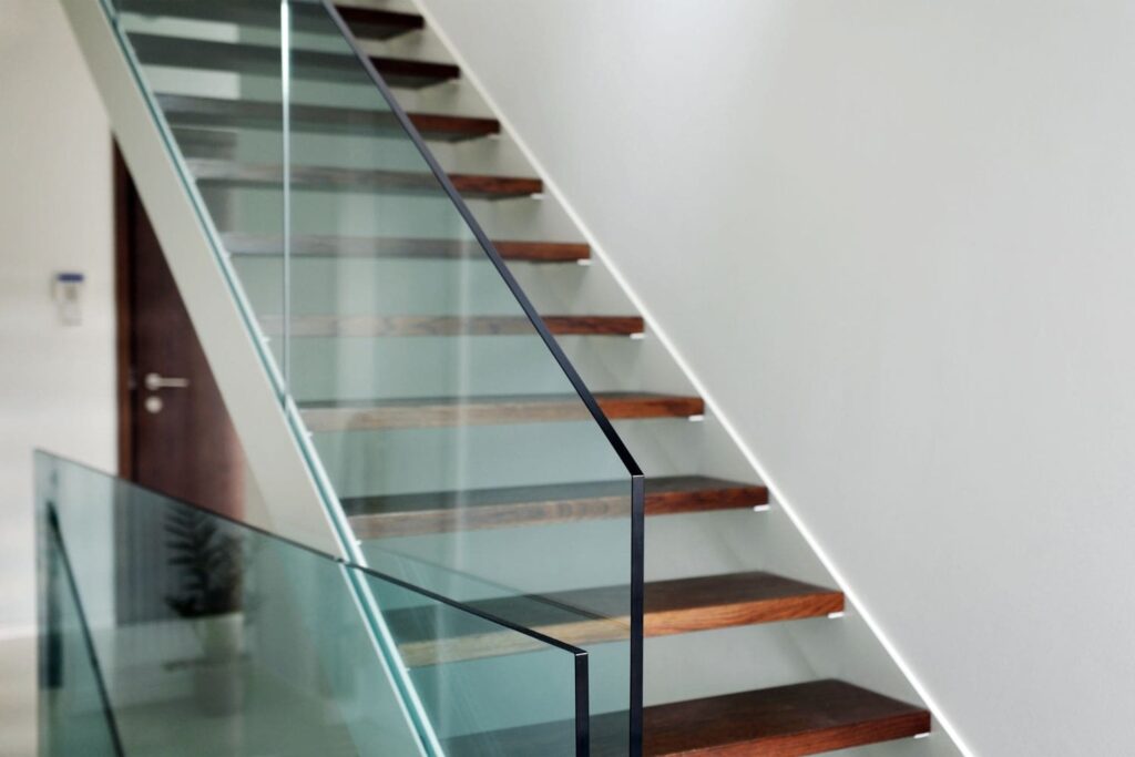 balustrady szklane do wnętrz
